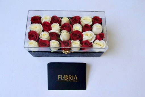 باکس گل رز سفید هلندی و قرمز